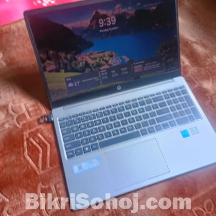 16GB RAM | 512GB SSD | HP Laptop | 12th Gen i5 | 1 Year Used